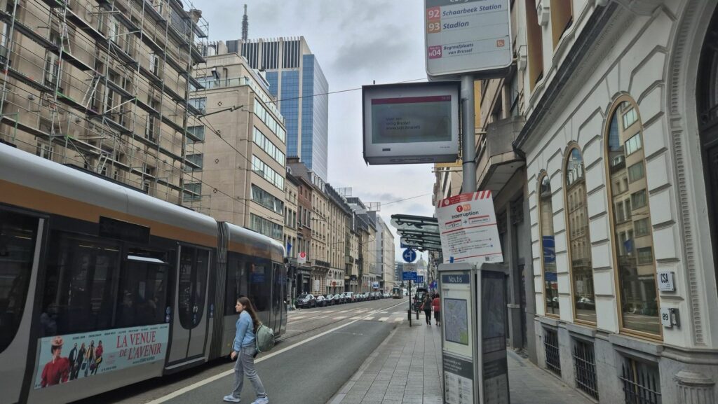 Bruxelles : deux fois moins d'accidents entre trams et piétons qu'il y a 10 ans