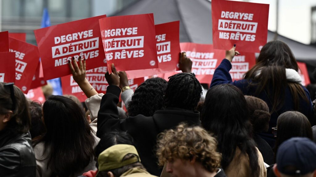 Nouvelle manifestation de la FEF contre le décret Paysage à Bruxelles