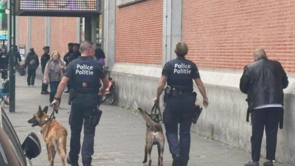 Plus de 200 policiers mobilisés à Bruxelles dans une opération antidrogue et armes