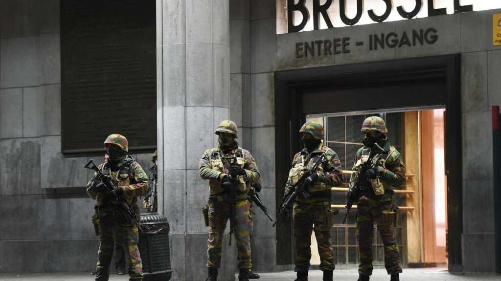 Quintin maintient l’objectif de militaires en rue à Bruxelles d’ici la fin de l’année