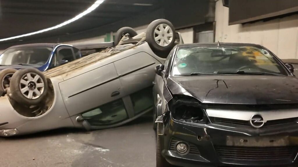 Un exercice de crise grandeur nature dans le tunnel Belliard à Bruxelles réalisé pendant la nuit