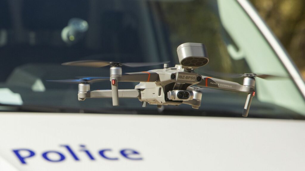 La police à Bruxelles a mené une centaine de vols de drones mais ils sont illégaux