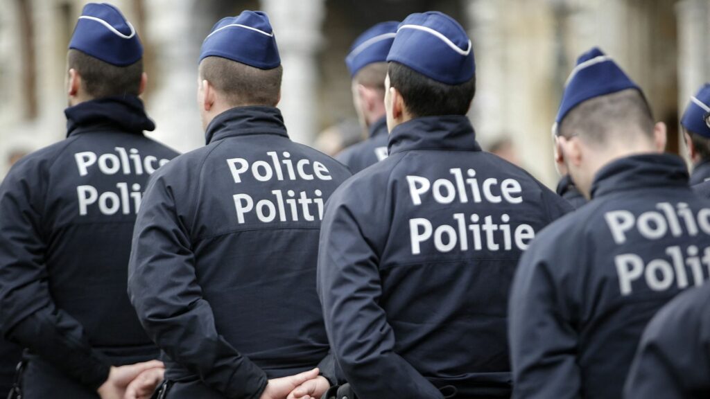Bruxelles : vingt-cinq arrestations lors d’une opération policière dans le quartier Nord