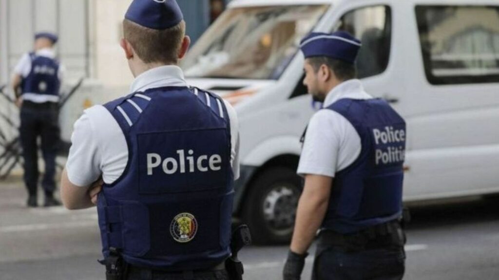 Laeken : le conducteur ivre qui a blessé 7 policiers lundi soir placé sous mandat d'arrêt