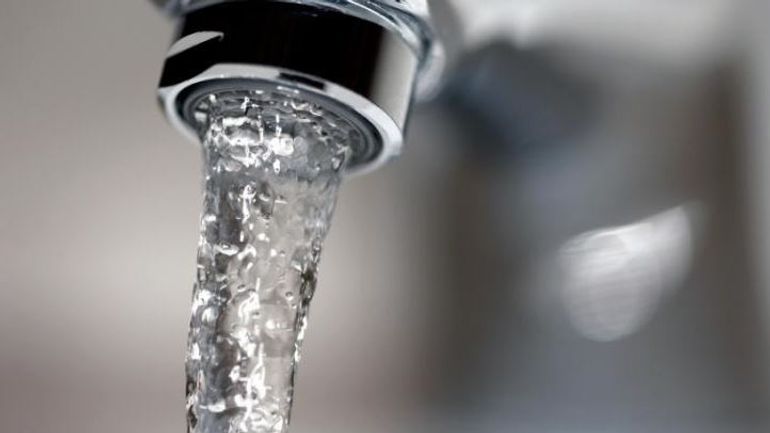 Bruxelles : l’eau calcaire, le fléau de certains expatriés