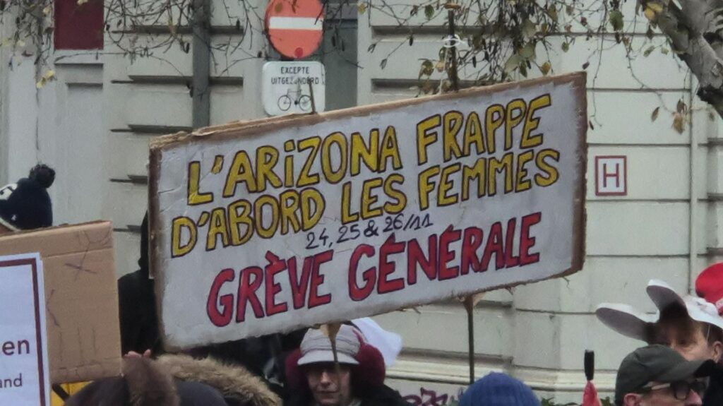 Entre 3000 et 5000 personnes manifestent contre les violences sexistes dans les rues de Bruxelles