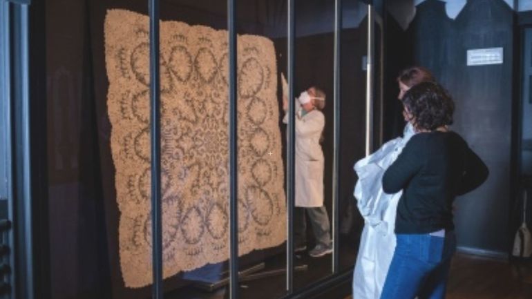 Une pièce exceptionnelle rejoint le Musée Mode & Dentelles de Bruxelles