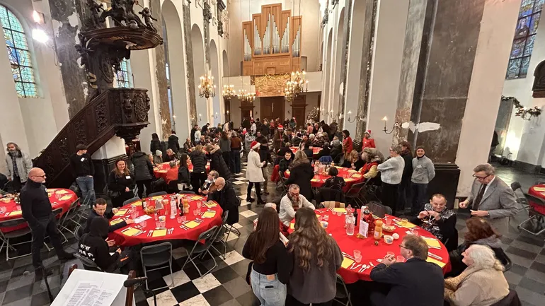 230 démunis invités au repas de Noël de Sant’Egidio à Bruxelles : "Chaque mois, la situation devient plus difficile"