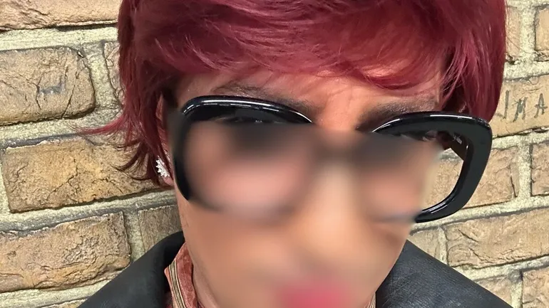 "J’étais un sac de boxe" : Jamal a été victime d’une agression transphobe et homophobe à Bruxelles