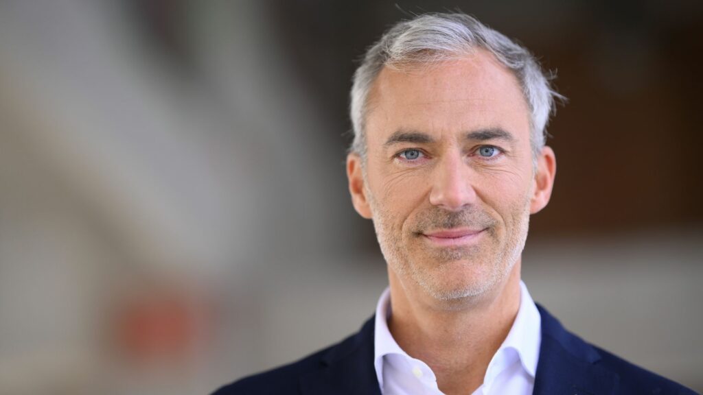 Les Engagés lâchent le MR à Bruxelles et se lancent