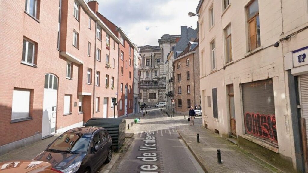 Un cocktail molotov lancé sur un immeuble dans le quartier des Marolles à Bruxelles