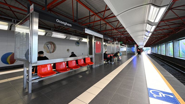 Bruxelles : une demi-douzaine de stations de métro modernisées en 2026