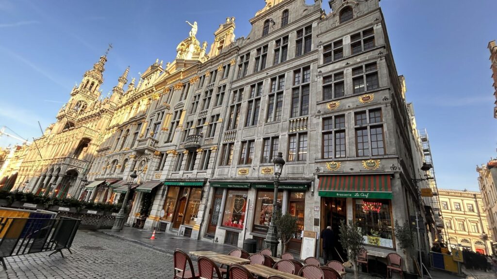 Logements inoccupés : les propriétaires d’un immeuble de la Grand-Place de Bruxelles écopent d’une amende de plus de 50.000 euros