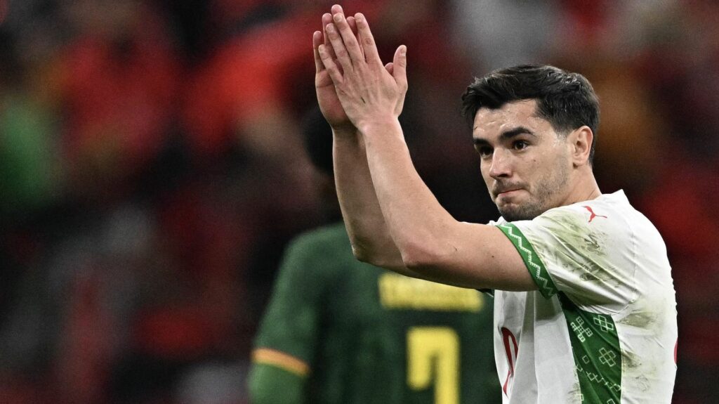 Suite à la victoire du Maroc face au Cameroun, à Bruxelles, la police ordonne la fermeture de la station de métro Étangs Noirs