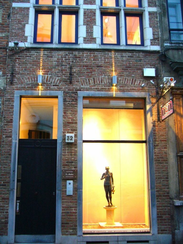 Bruxelles : un musée raconte l’amour à travers les siècles