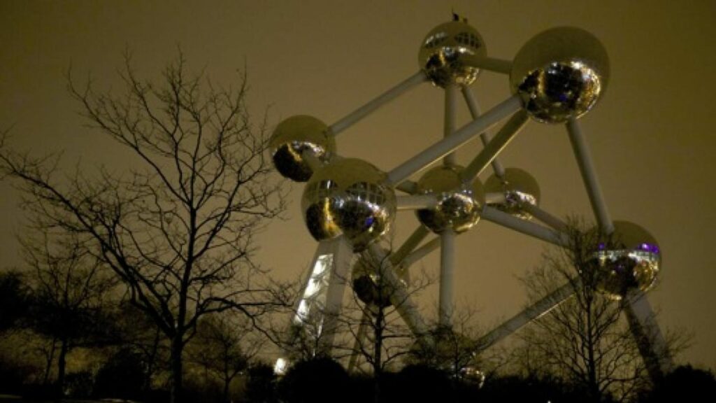 Bruxelles éteindra plusieurs monuments pour sensibiliser à l’urgence climatique le 28 mars