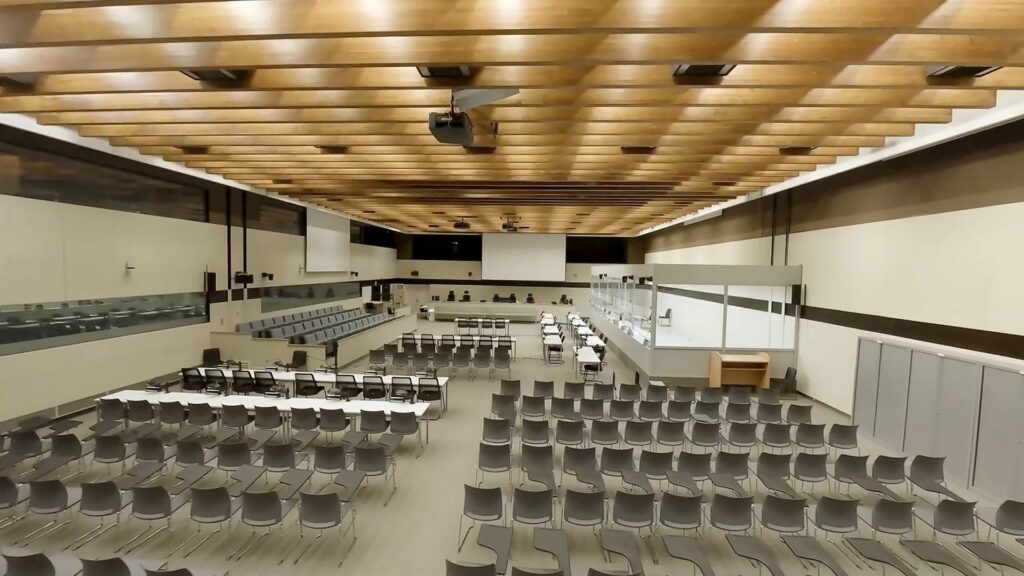 "On ne pouvait pas montrer ses émotions" : un juré du procès des attentats de Bruxelles se confie