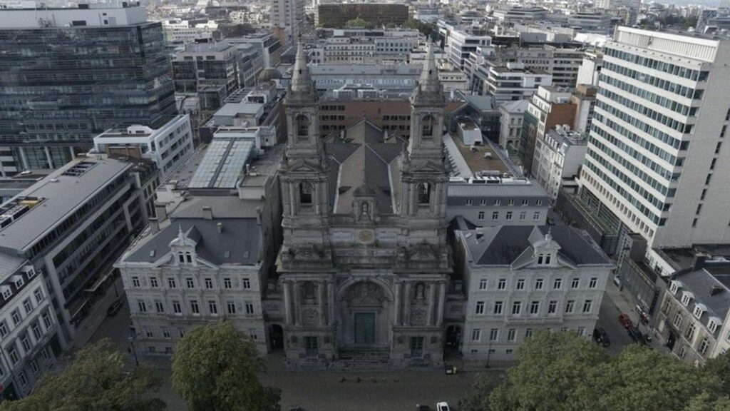 Bruxelles : l’église St-Joseph, en partie restaurée, redevient un repère urbain du Quartier européen