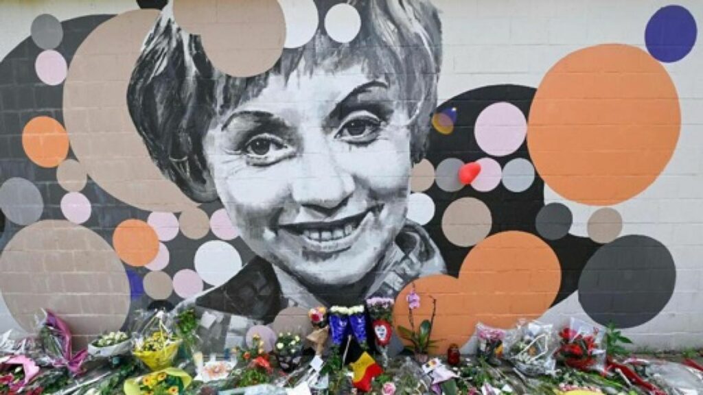 Bruxelles : un incendie détruit la fresque Annie Cordy, un nouvel hommage est prévu