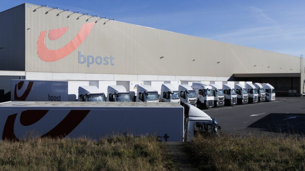 Grève chez Bpost : encore des perturbations en Wallonie, le centre de tri fonctionne à Bruxelles