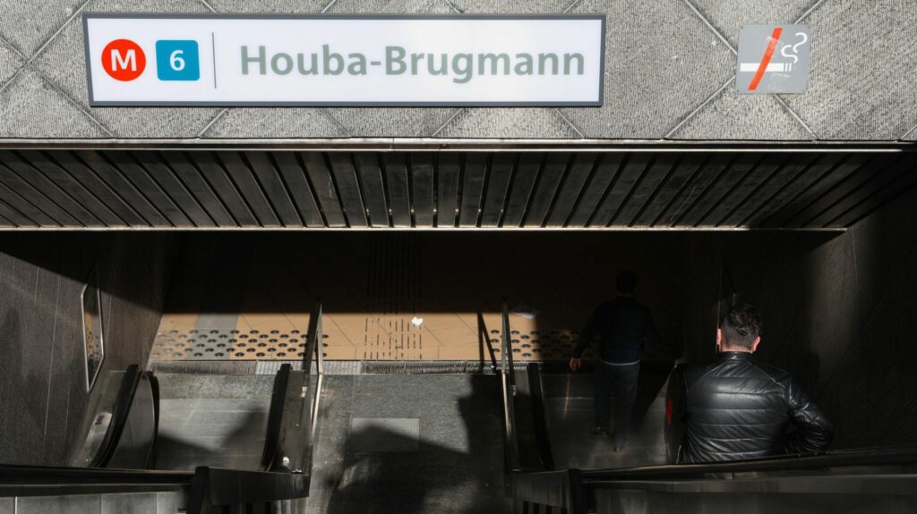 La circulation a repris sur la ligne 6 du métro à Bruxelles après un dégagement de fumée