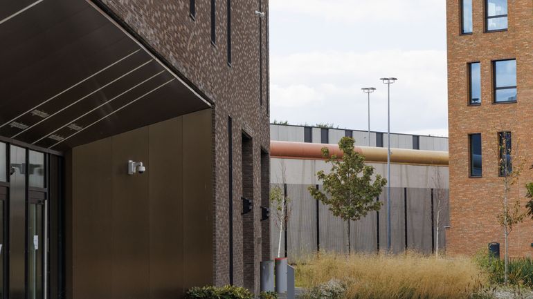 "Je n’ai pas signé pour cela", le directeur de la prison de Haren jette le gant