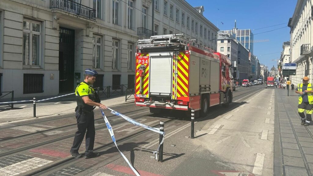 Une fuite de gaz provoque deux déflagrations près de la gare centrale de Bruxelles : trois personnes blessées