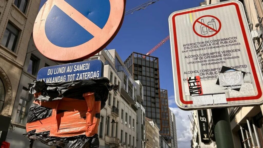 La Ville de Bruxelles prolonge l’interdiction de consommer de l’alcool dans l’espace public de l’hypercentre