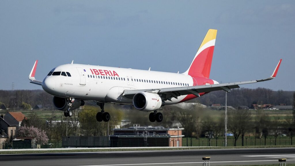 Un avion d'Iberia atterrit en urgence à l'aéroport de Bruxelles après l'apparition de fumées en cabine